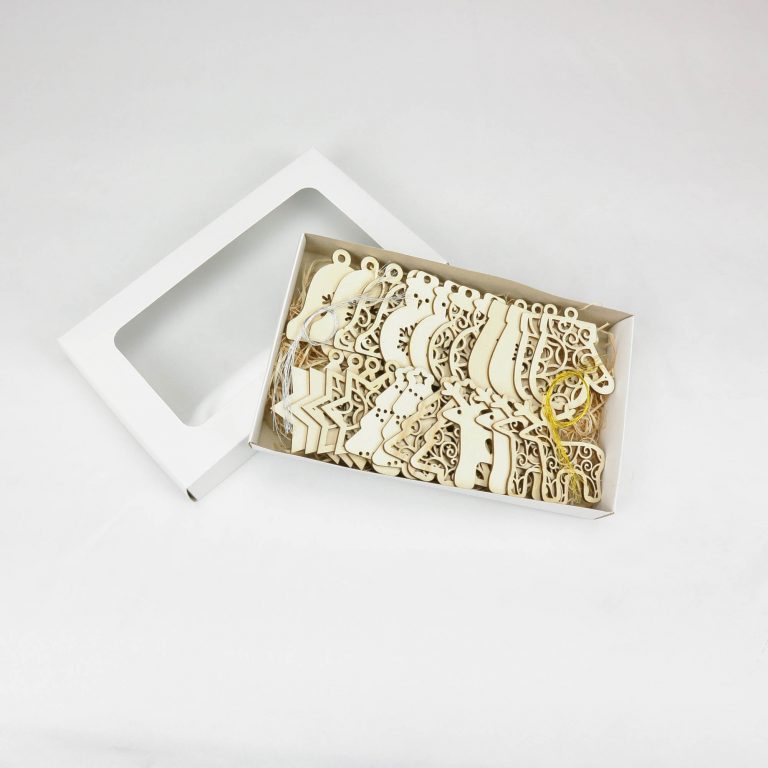 Tradičný set  - box s vianočnými ozdobami