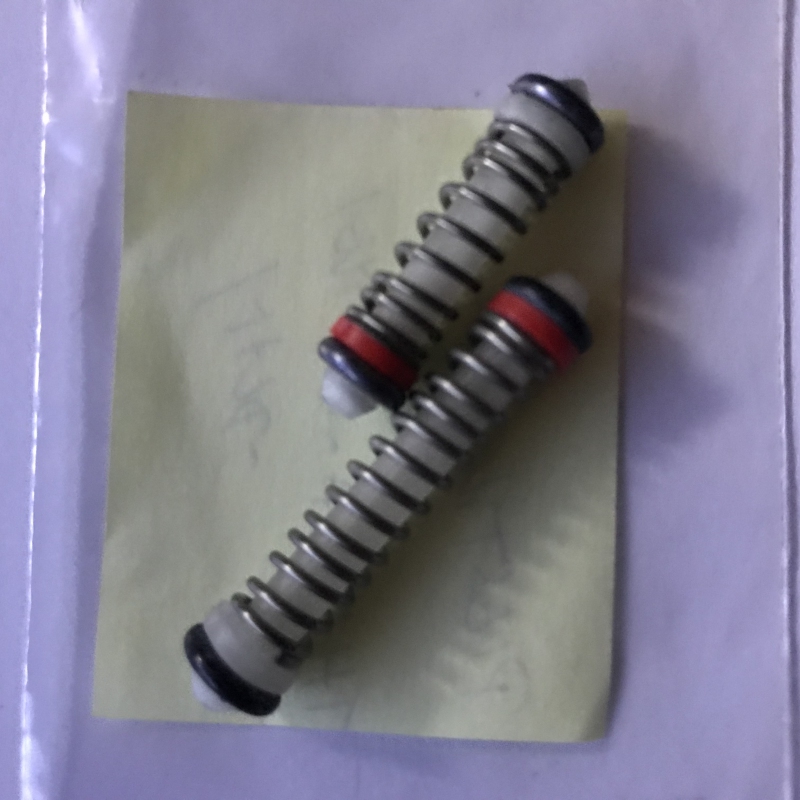 Piestiky na postrekovač THEMA 2ks ( krátky, dlhý)