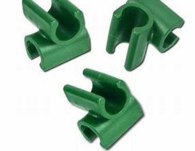 Spojka 90` pre záhradné tyče 11mm 10ks