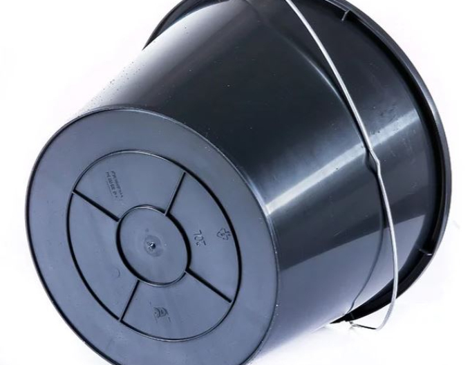 Plastové vedro s lievikom 20L