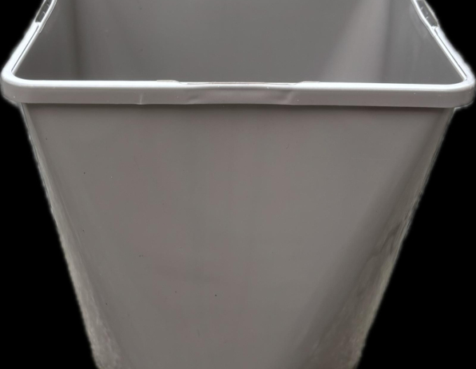 Kvetináč plastový Štvorcový okrúhly 2l, 14 x 14 cm